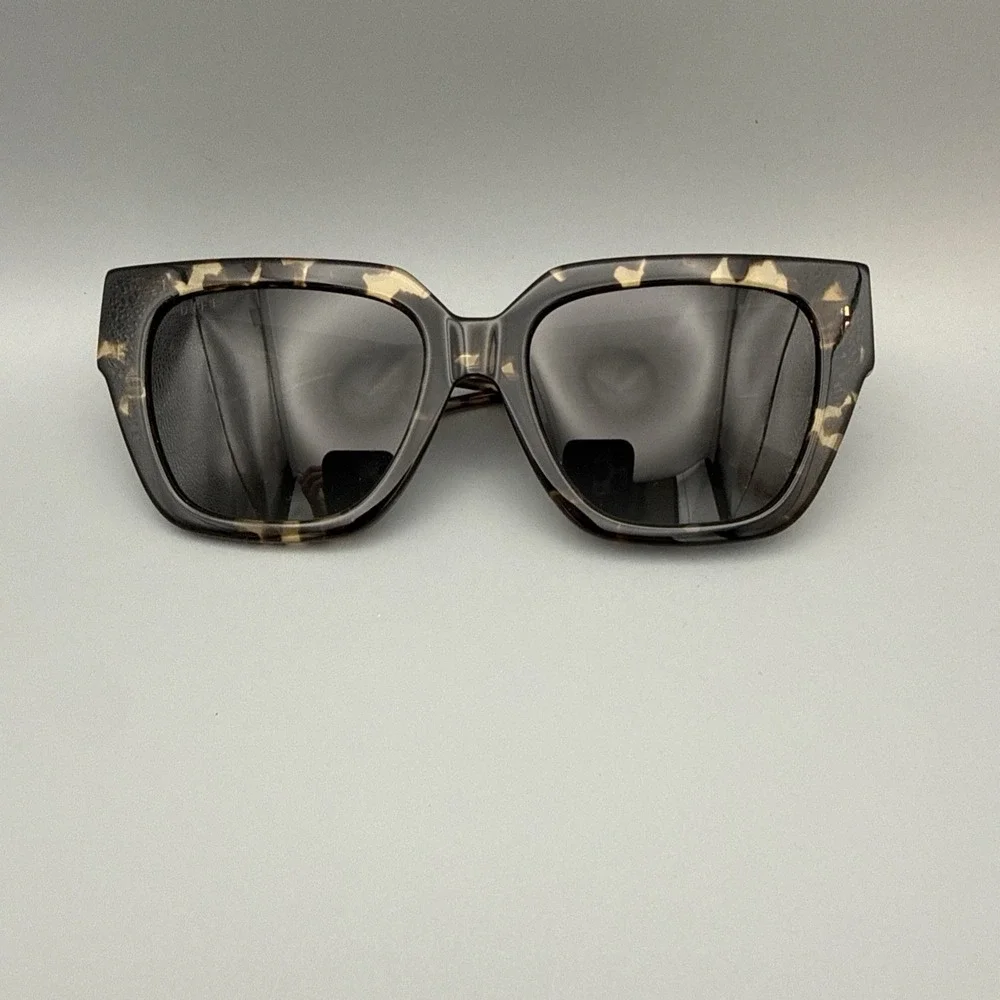 DIFF Remi II Designer Sunglasses Authentic- Tortoise Cat Eye-Polarized Gradient